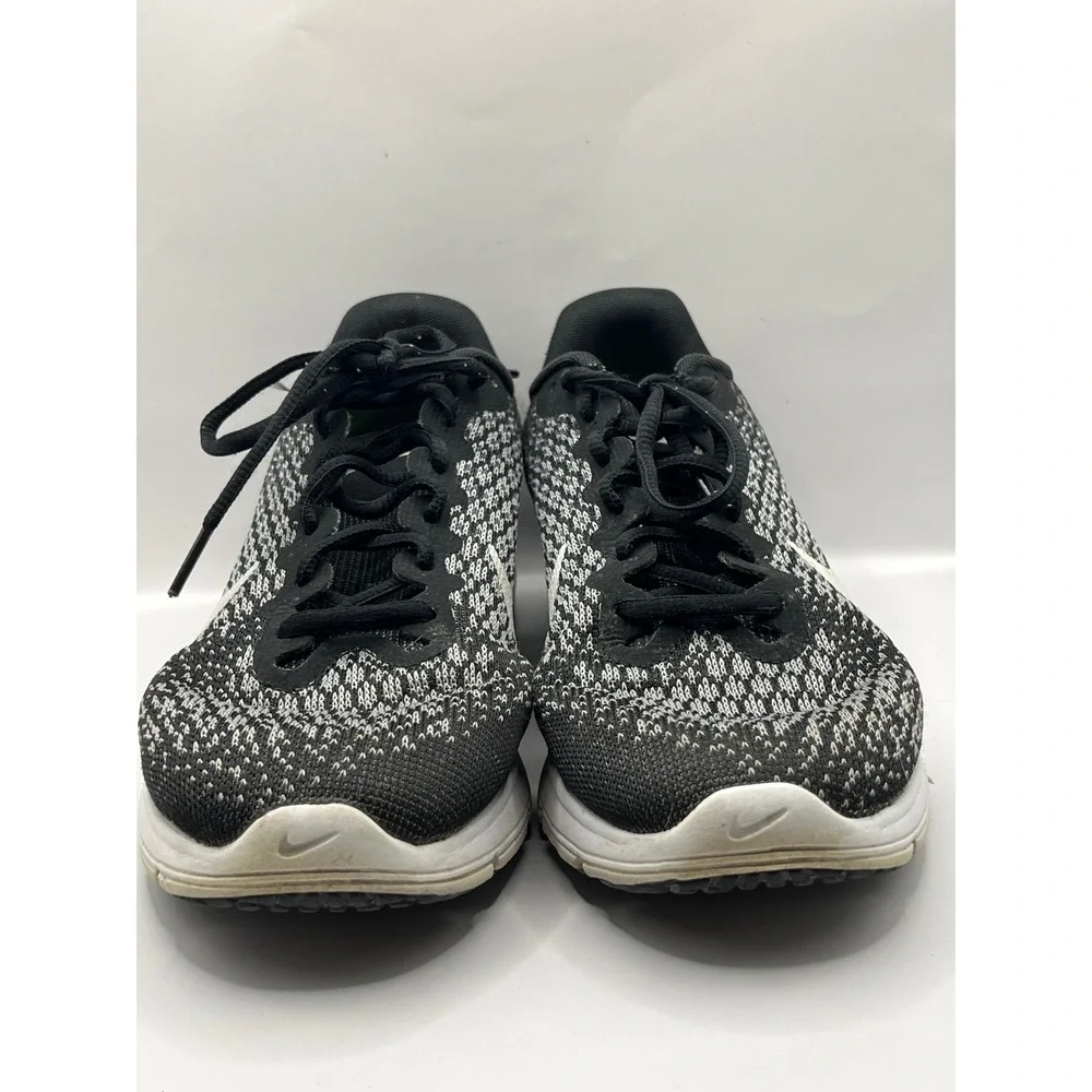 Nike Air Max Sequent 2 Running Shoes Womens 8.5 Black White Athletic‎ Sneakers